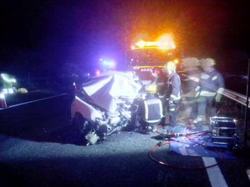 Un fallecido y tres heridos graves tras chocar de frente dos vehículos en la A-3 en Castillejo de Iniesta - imagen 1