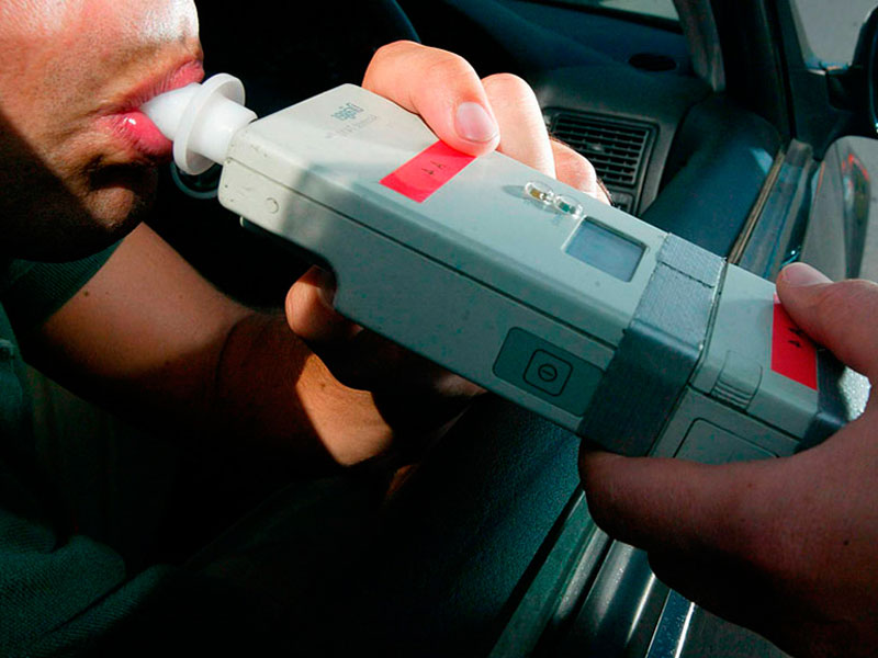 Castilla La Mancha colabora con la DGT en la prevención de consumo de alcohol y otras sustancias psicoactivas en el ámbito de la seguridad vial - imagen 1