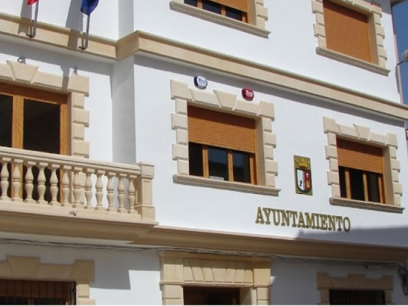 Ledaña es el Ayuntamiento más endeudado de la comarca de la Manchuela - imagen 1