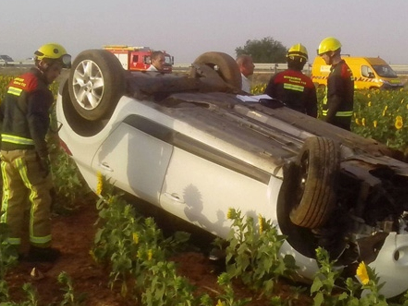 Accidente sin heridos en Castillo de Garcimuñoz - imagen 1