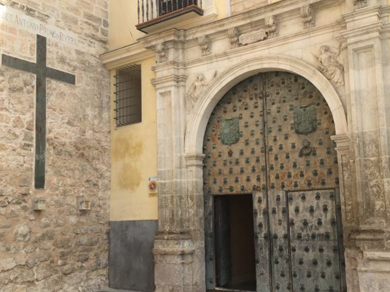 El Juzgado obliga a la retirada de símbolos franquistas en la Catedral - imagen 1