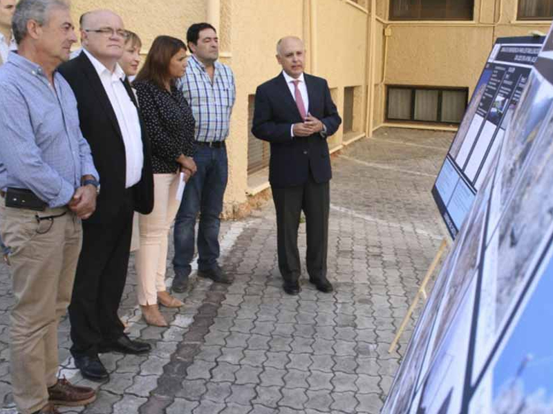 Las obras de las carreteras entre Iniesta y Ledaña, y Cenizate y Villamalea saldrán pronto - imagen 1