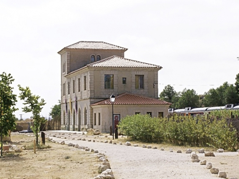 La estación de tren de Cañada del Hoyo se convertirá en una residencia de artistas  - imagen 1