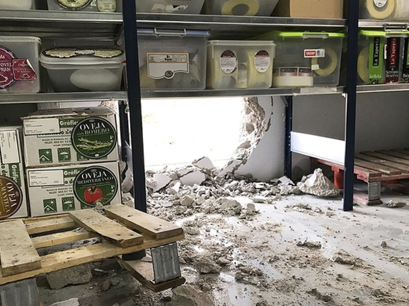 Robo por el método del butrón en una empresa de Romica - imagen 1