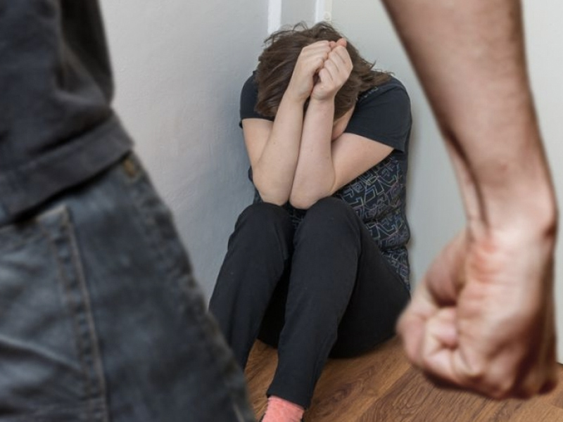 Una sentencia reconoce la orfandad absoluta a los hijos de la mujer asesinada por su marido en Villanueva de la Jara - imagen 1