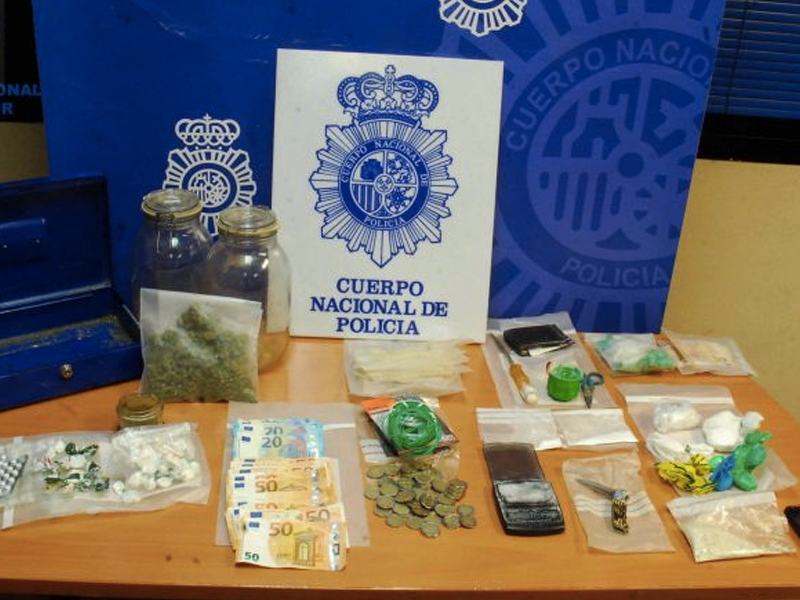 Un detenido por traficar con drogas en un pub de Cuenca - imagen 1