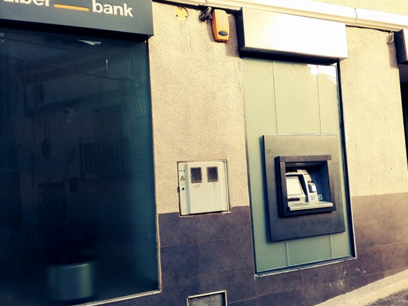Enguidanos consigue instalar un cajero automático tras varios años intentándolo - imagen 1