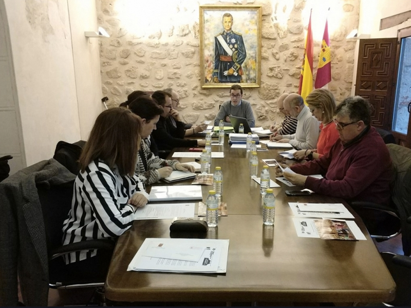 Iniesta aprueba los presupuestos para este 2018 que contempla un incremento de 300.000 euros en el capítulo de inversiones - imagen 1