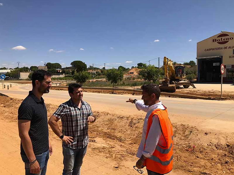 Las obras solucionarán los problemas de inundaciones que sufre la rotonda de acceso a Quintanar del Rey - imagen 1