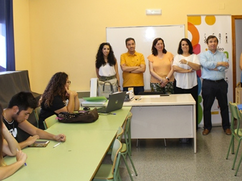 15 jóvenes se forman en Iniesta para las pruebas libres de la ESO - imagen 1