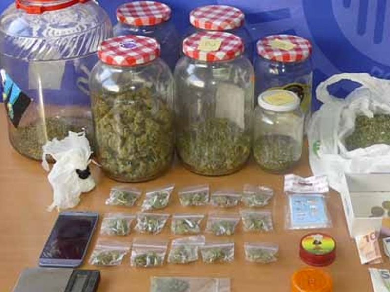 Pillado marihuana
