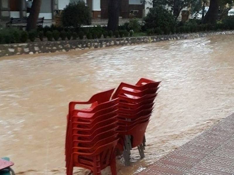 Las fuertes lluvias obligan a cortar carreteras en la Alcarria conquense - imagen 1