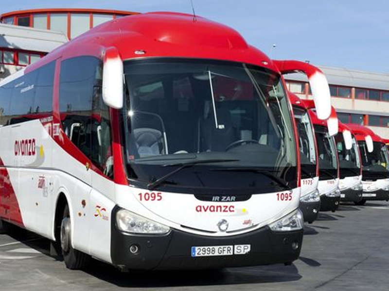 Un acuerdo entre el Ministerio y Monbus evita la supresión de líneas de autobús - imagen 1