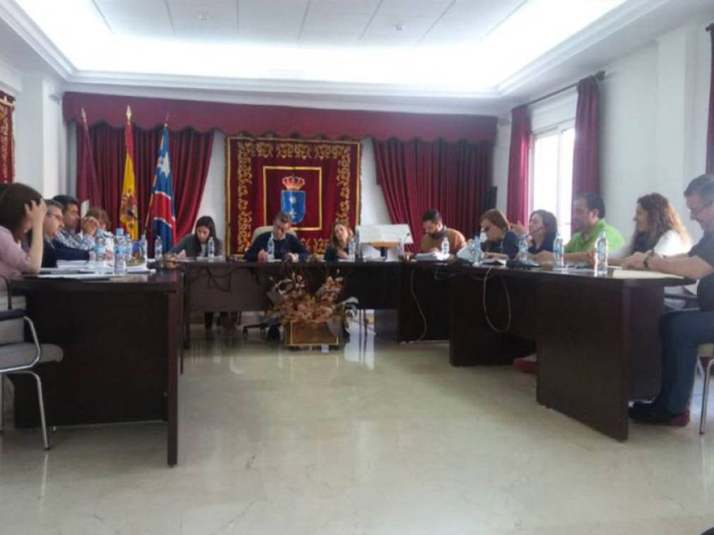 El pleno de Motilla aprueba siete bolsas de empleo y modifica la normativa para las discotecas - imagen 1