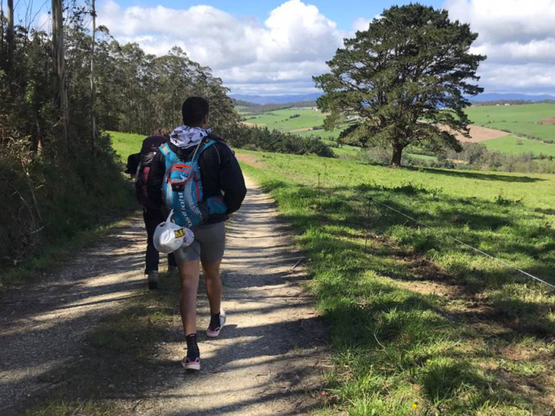 Adrián Cortijo ya ha superado la mitad del reto solidario en el Camino de Santiago - imagen 1