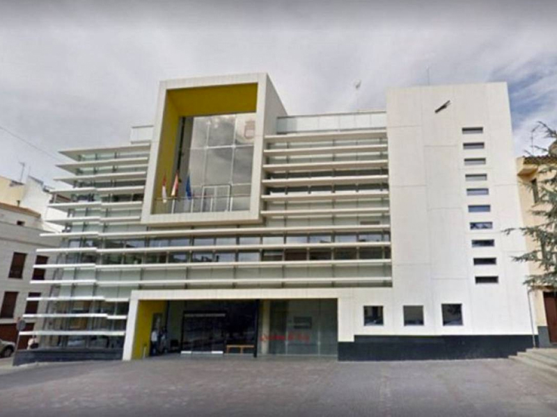 El Ayuntamiento de Quintanar busca profesor de inglés para la Escuela de Idiomas - imagen 1