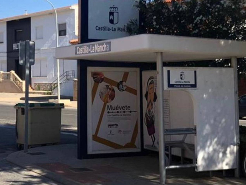 Indignación en Villanueva de la Jara por la supresión de líneas de autobús - imagen 1