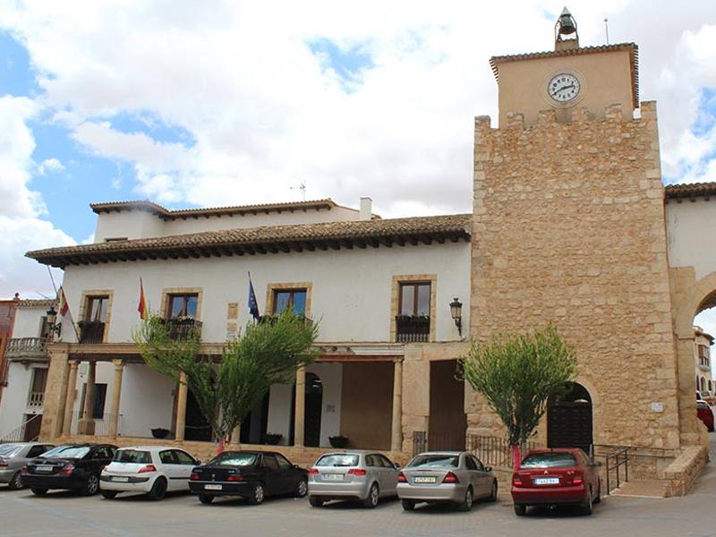 Iniesta aprueba las licencias para la instalación de tres parques eólicos - imagen 1