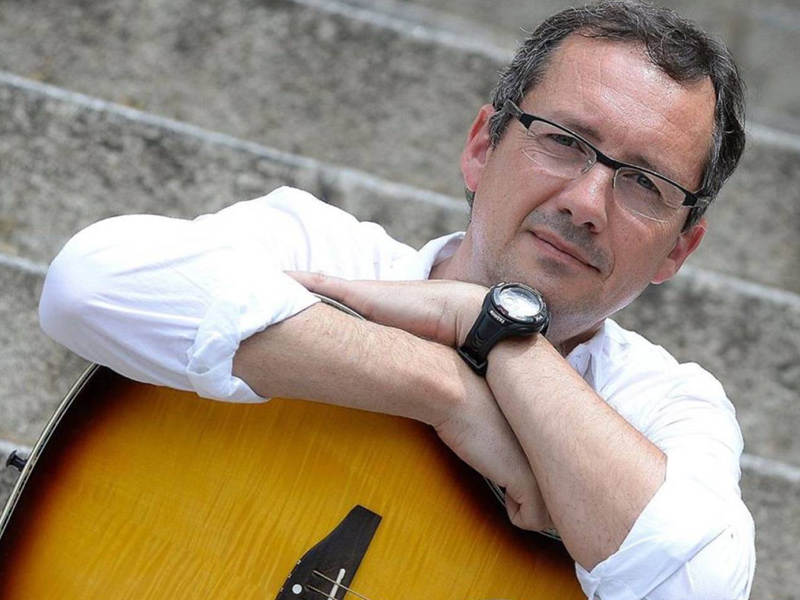 El cantautor Javier Pelayo en la Manchuela - imagen 1