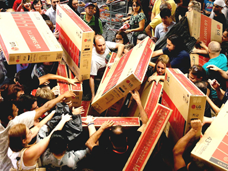 ESPAÑA SE VISTE DE VIERNES NEGRO (Por Rafael Torres) - imagen 1