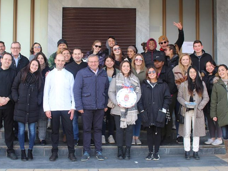 Estudiantes de Illinois visitan el CIES de Quintanar del Rey - imagen 1