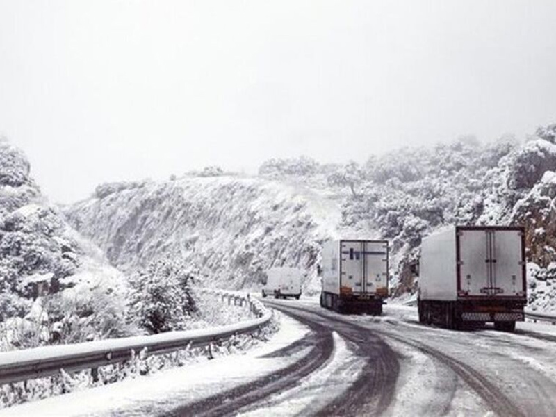 La nieve obliga a cancelar o modificar 35 rutas escolares en la provincia - imagen 1