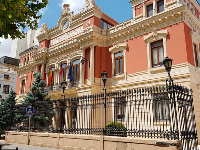 Abierto el plazo de inscripciones para los dos primeros cursos formativos del proyecto ‘Dipualba Protege’ de la Diputación de Albacete - imagen 1