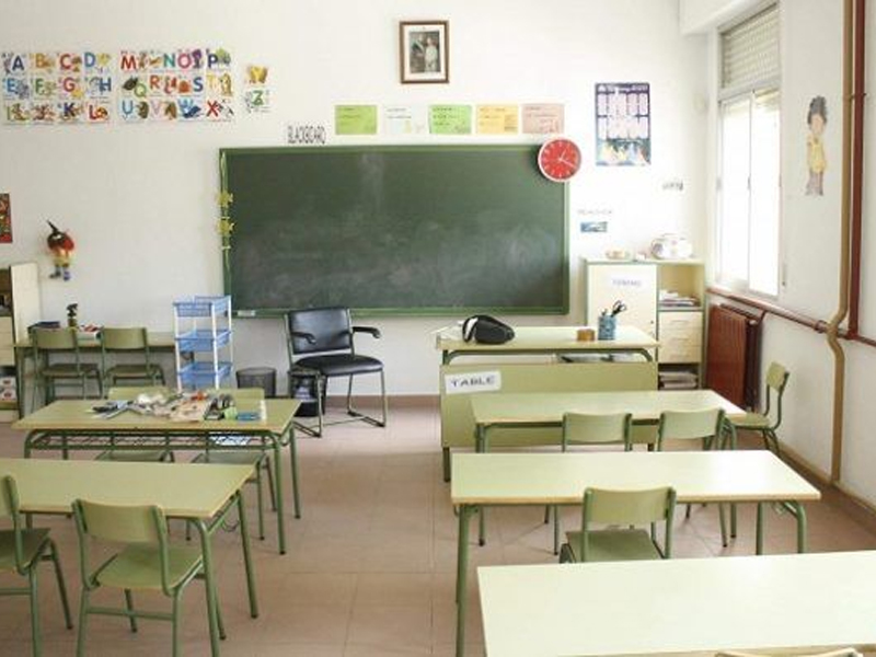 El Gobierno de Castilla-La Mancha denuncia un bulo en redes sociales que da instrucciones falsas sobre el cierre de colegios públicos - imagen 1