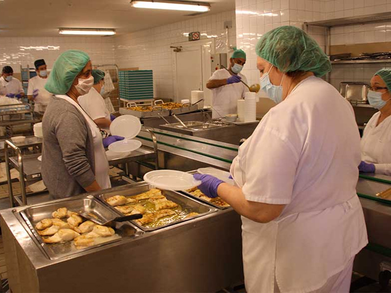 El Servicio de Cocina del Hospital de Cuenca ha adaptado y diseñado nuevos menús para los pacientes afectados por Covid-19 - imagen 1