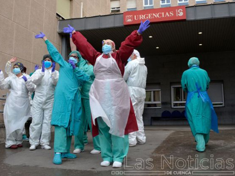 El Colegio de Médicos de Cuenca se sumará al homenaje a los sanitarios muertos por COVID-19 - imagen 1