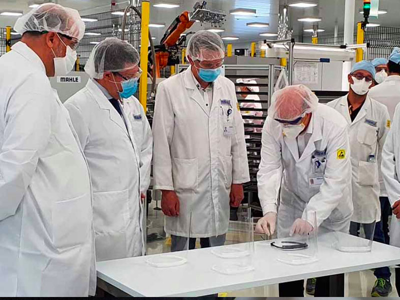 La Diputación de Cuenca y Mahle ya han producido un total de 40.000 viseras protectoras - imagen 1