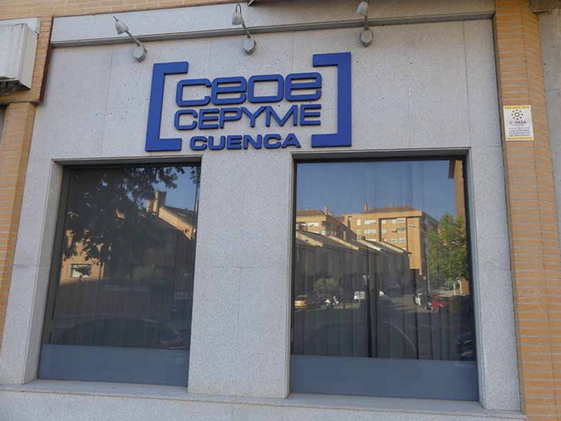 CEOE advierte sobre el estancamiento de la constitución de sociedades - imagen 1