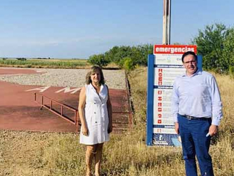 La alcaldesa de Honrubia reclama una solución para la iluminación del helipuerto - imagen 1