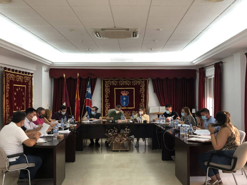 Salen adelante los puntos del pleno con apoyo de VOX y tajante oposición de IU Y Siempre Motilla - imagen 1