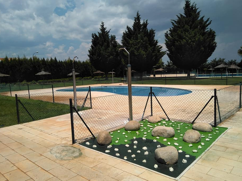 Motilla del Palancar cierra la piscina tras notificar un caso positivo por Covid-19 entre el personal que trabaja en las instalaciones - imagen 1