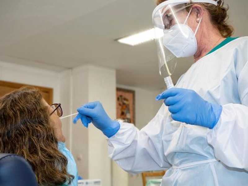 Sanidad notifica 1.845 nuevos contagios en Castilla-La Mancha durante el fin de semana, 91 en Cuenca - imagen 1