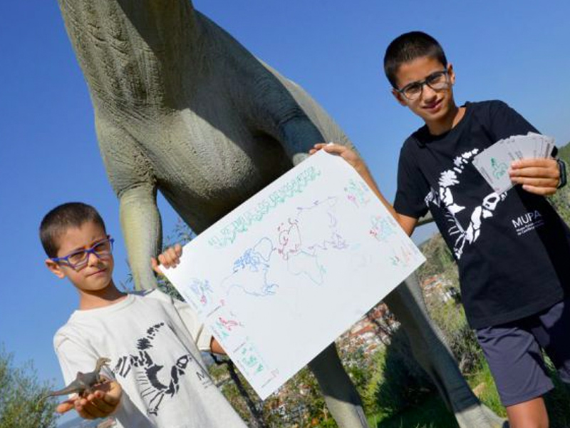 El juego de mesa de dos niños conquenses apasionados por los dinosaurios - imagen 1