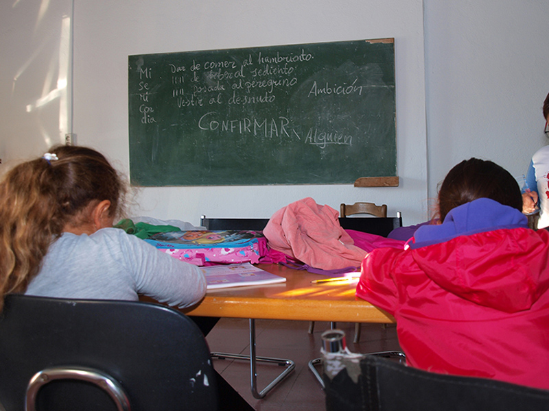 Los centros públicos y concertados de Castilla-La Mancha contarán a partir del lunes con 800 docentes más para el Plan de Éxito Educativo - imagen 1