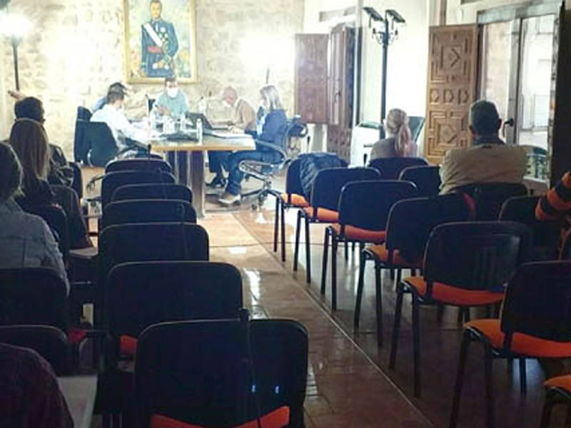 Iniesta creará subvenciones para pymes, autónomos y familias afectadas por la Covid-19 - imagen 1