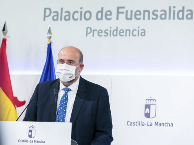 Castilla-La Mancha estudia retrasar el toque de queda, su cierre perimetral y reducir los grupos - imagen 1