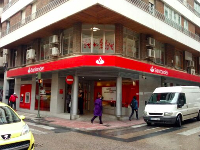 El ERE del Banco Santander plantea el cierre de la mitad de las oficinas en la provincia de Cuenca - imagen 1