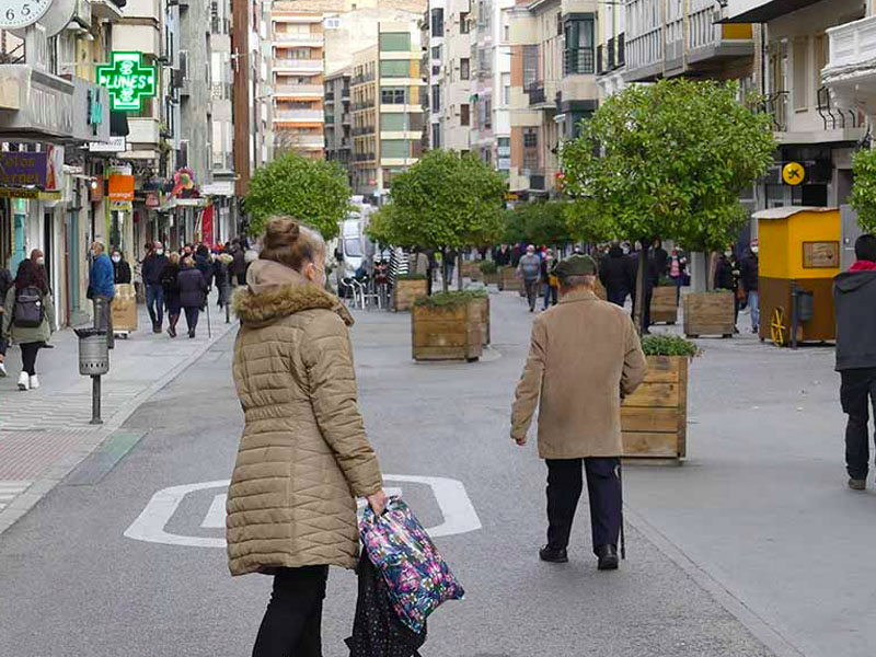 Domingos y festivos autorizados para la apertura de establecimientos comerciales en la provincia de Cuenca en 2021 - imagen 1
