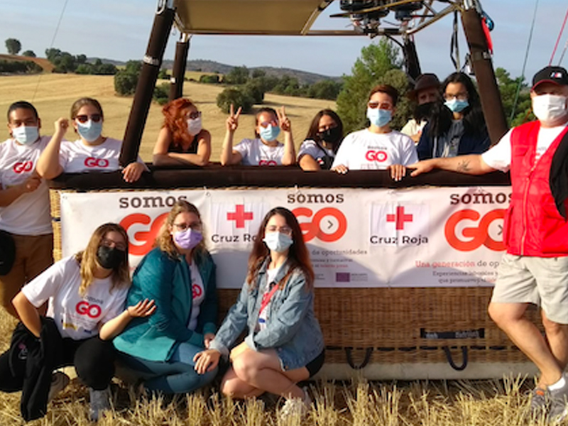 Viaje en globo para que 12 jóvenes comprueben lo alto que pueden volar - imagen 1