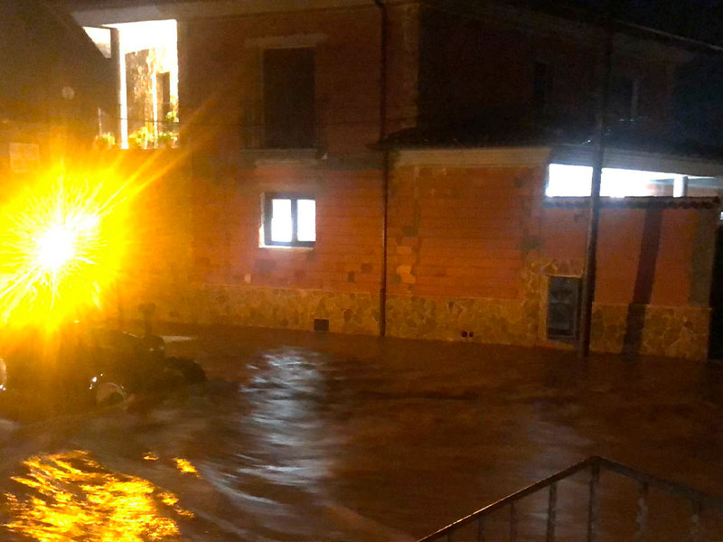 Tormenta de agua y granizo en Iniesta - imagen 1