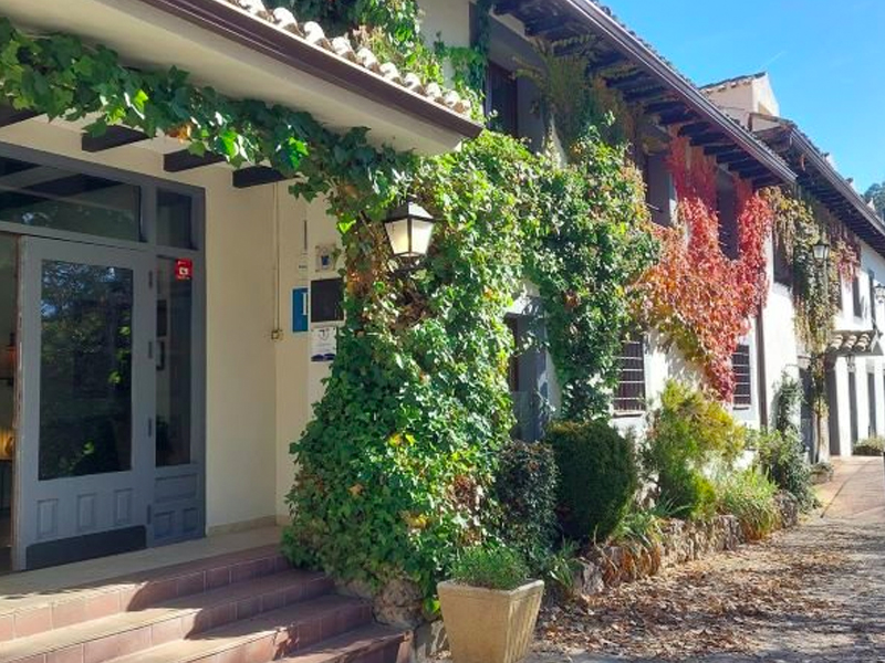 Controlado un incendio en un hotel de Cuenca donde se ha evacuado a 130 personas - imagen 1