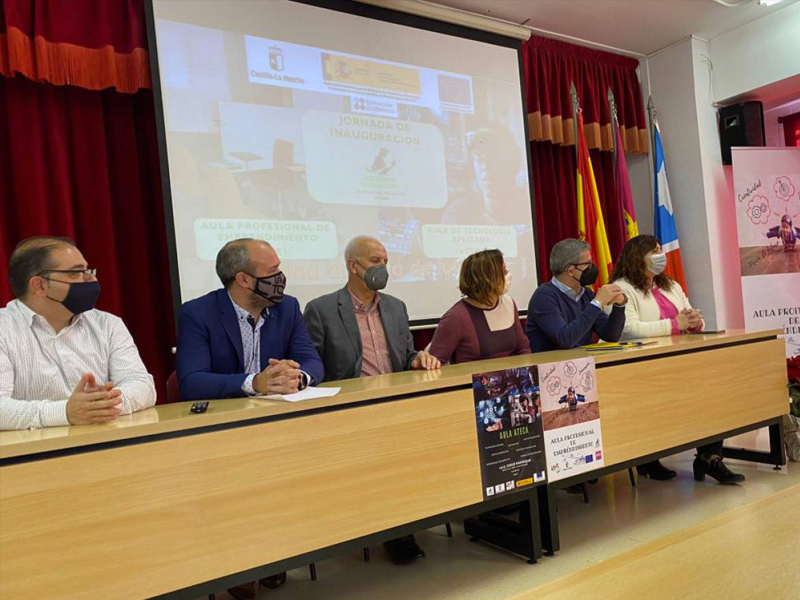 Inauguradas dos nuevas aulas de FP en Motilla del Palancar - imagen 1