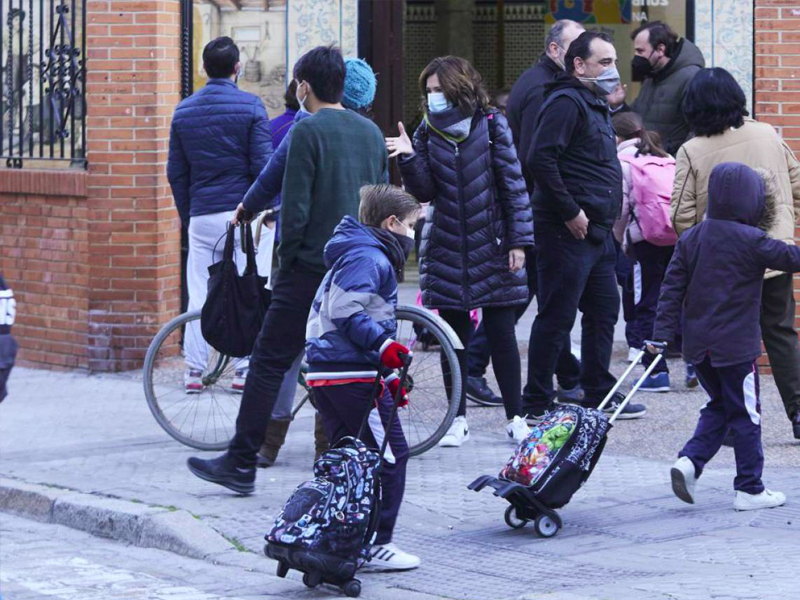 Un total de 800 docentes serán nombrados para desarrollar planes de refuerzo educativo - imagen 1