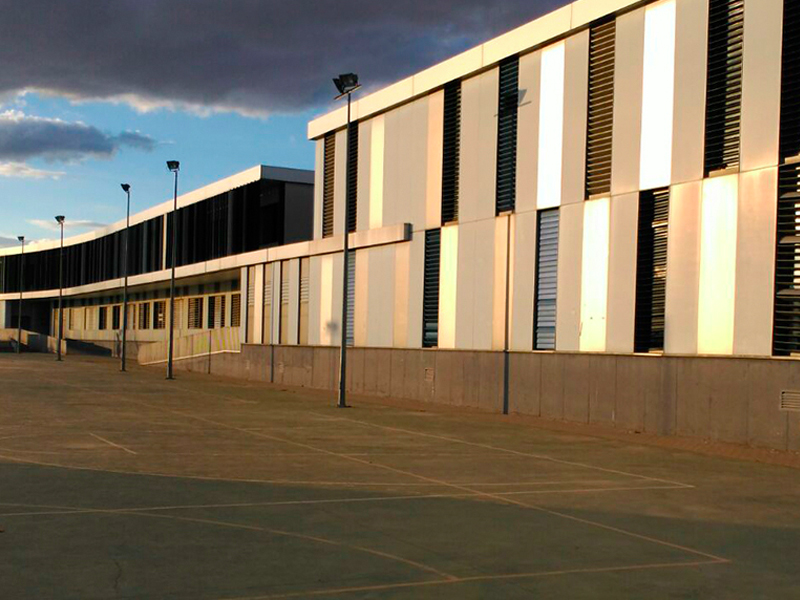 El Ayuntamiento de Motilla del Palancar entrega 67 filtros de alta eficiencia HEPA al Instituto y el Colegio de la localidad - imagen 1